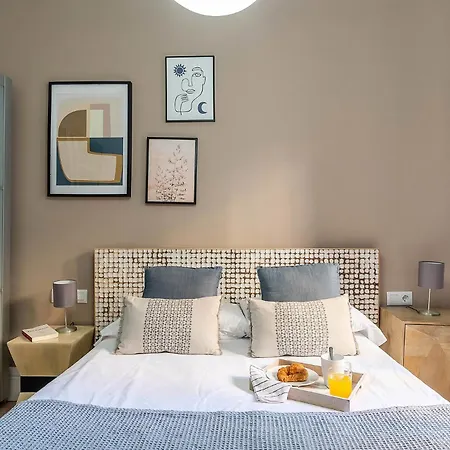 Apartment 4212 - Ab Poble Sec *