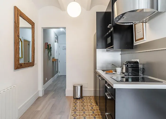 Apartament 4212 - Ab Poble Sec *